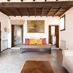 Exclusive Apartment Navona