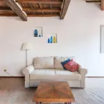 Exclusive Apartment Navona