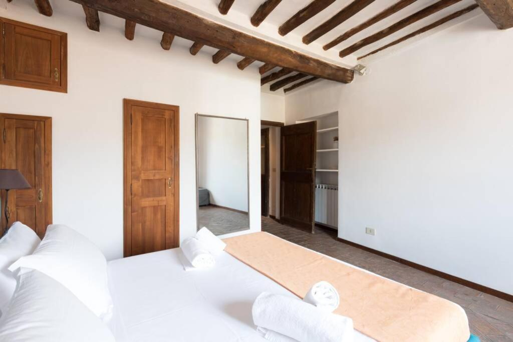 Apartment Vicolo Di San Celso By Varental *