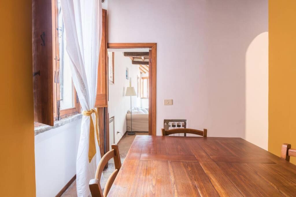 Apartment Vicolo Di San Celso By Varental Rom